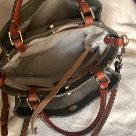 Dooney and Bourke elephant purse w/handles and crossbody adjustable strap - Picture 11 of 16